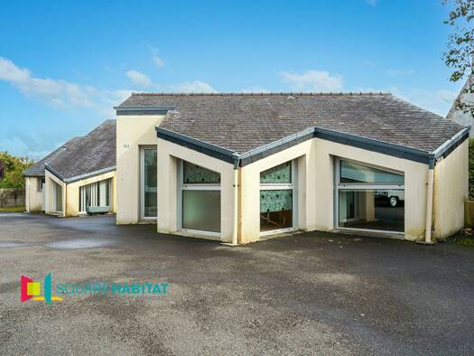 Maison de plain-pied à vendre 280 000 € 14 pièces 200 m² 500 m² de terrain Lambour Pont-l'Abbé 29120