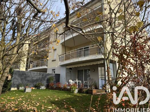Appartement à vendre 139 700 € 4 pièces 3 chambres 80 m² Étage 1/3 Bois Francs-Le Parc-Le Poivre Saint-Vallier 71230