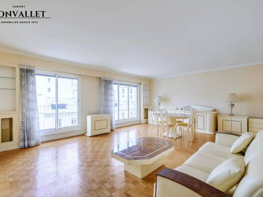 Appartement à vendre 795 000 € 3 pièces 1 chambre 79,8 m² 3ème étage Dupleix-Motte Picquet Paris 15ème arrondissement 75015