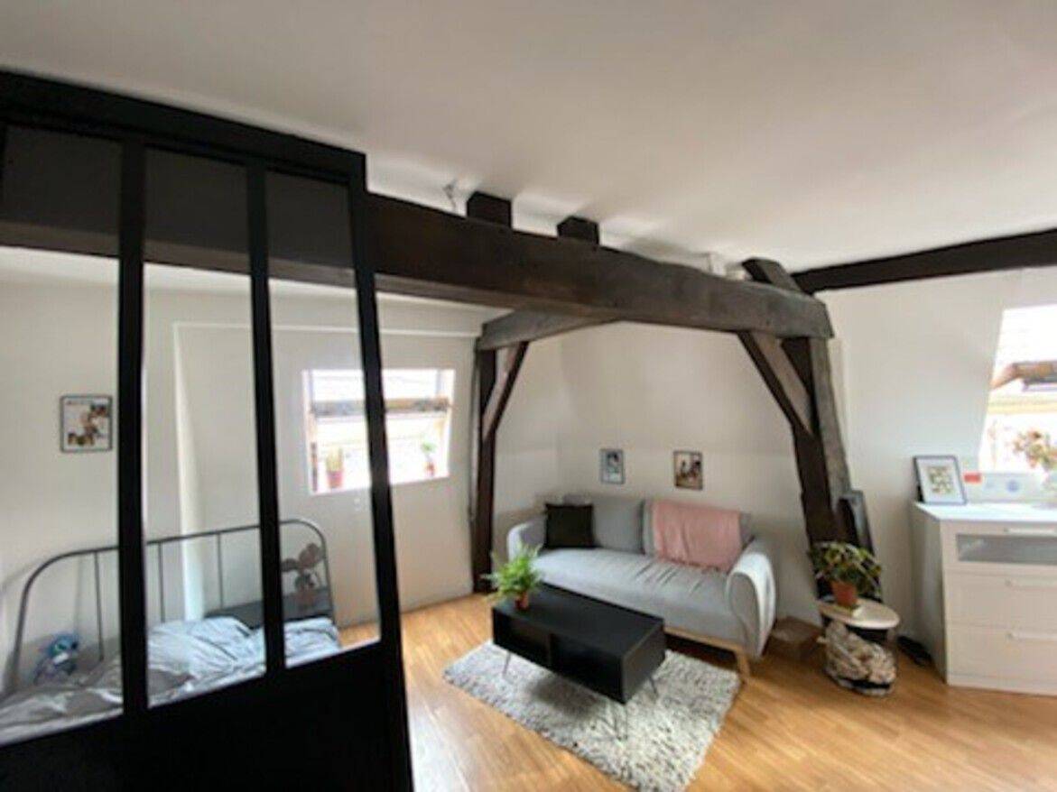 Appartement 1 pièce 35 m² · à Lille · 34,7 m² · 577 €