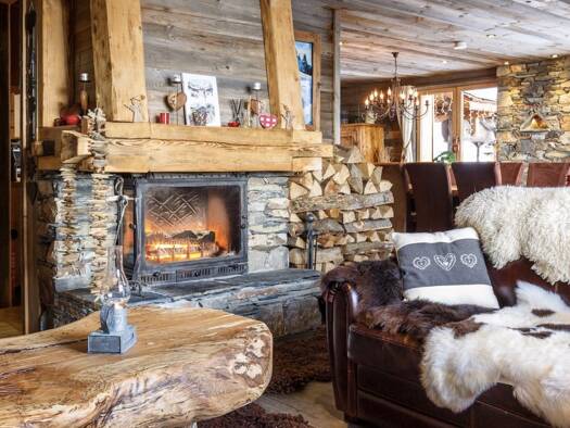 Maison à vendre 3 450 000 € 10 pièces 8 chambres 341 m² 1 069 m² de terrain La Plagne Tarentaise 73210