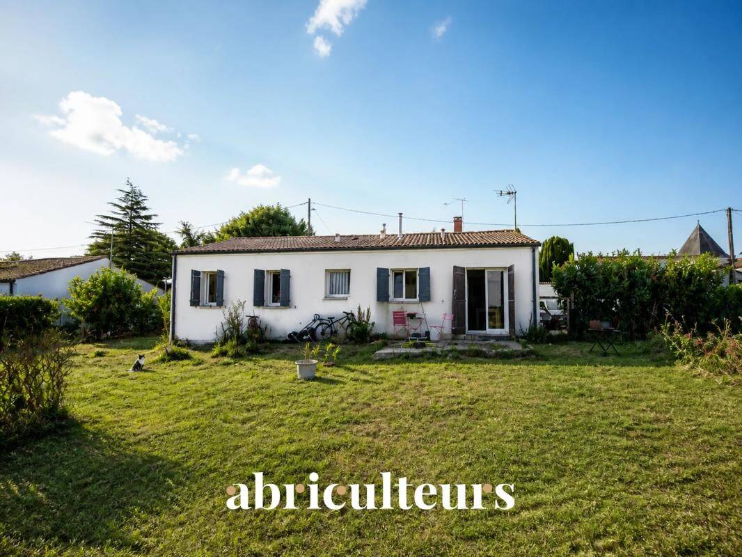 Maison 5 pièces 98 m² · à Mainxe-Gondeville · 98 m² · 165 000 €
