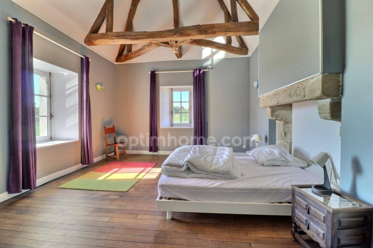 Maison 12 pièces 498 m² · à Mazières-en-Mauges · 498 m² · 840 000 €