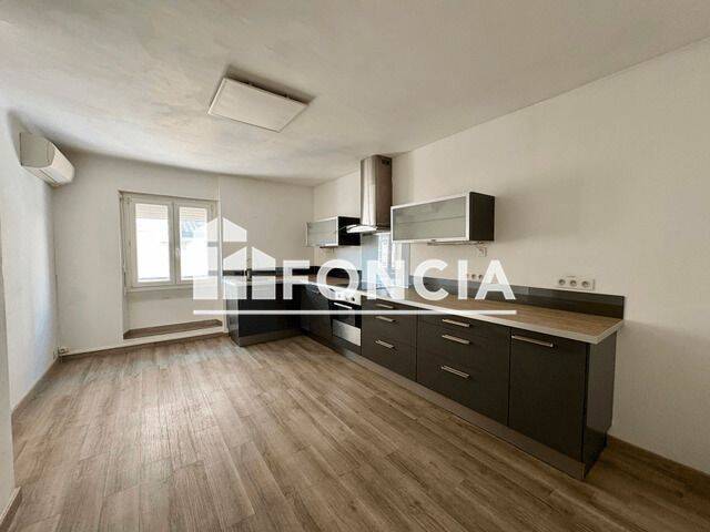 Maison 3 pièces 83 m² · à Sigean · 83 m² · 730 €