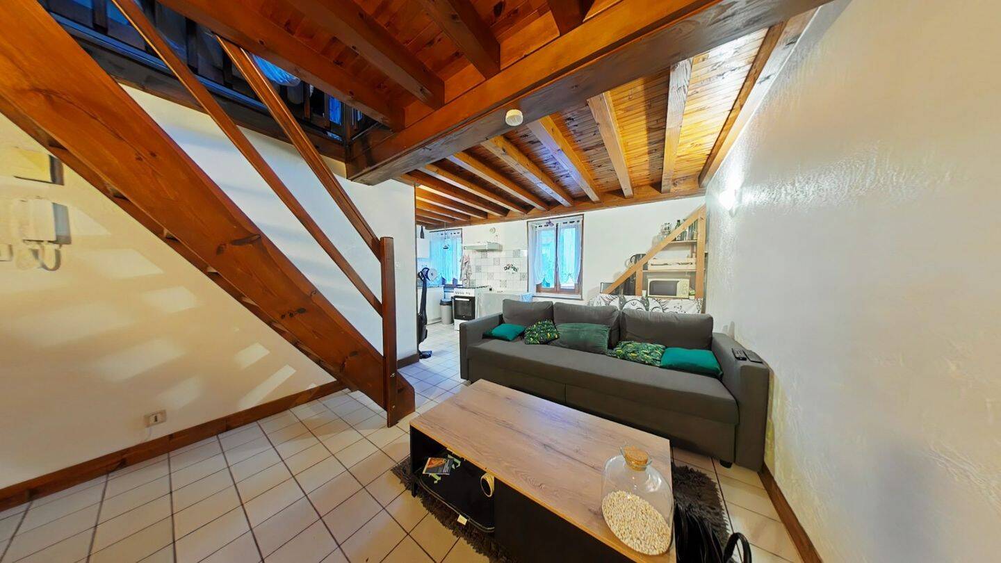 Appartement 2 pièces 38 m² · à Saint-Romain-le-Puy · 37,8 m² · 400 €