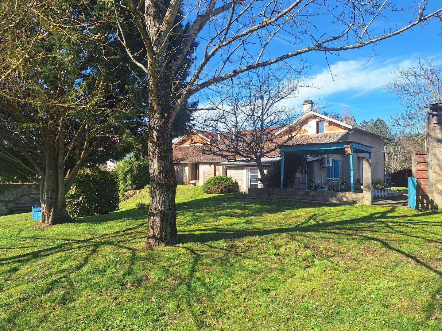 Maison 8 pièces 191 m² · à Monsempron-Libos · 191 m² · 154 000 €