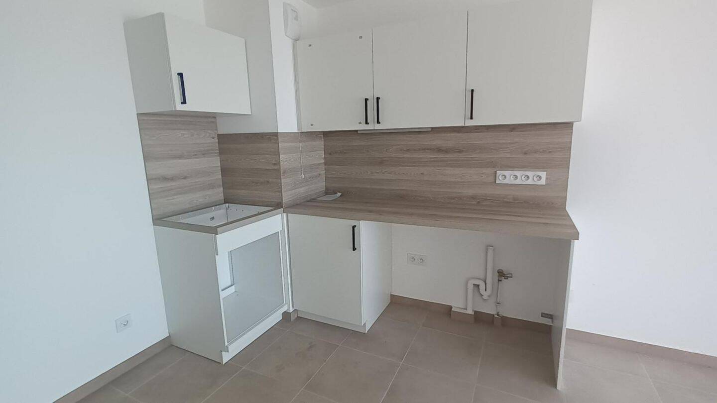 Appartement 2 pièces 43 m² · à Antibes · 43 m² · 891 €/mois