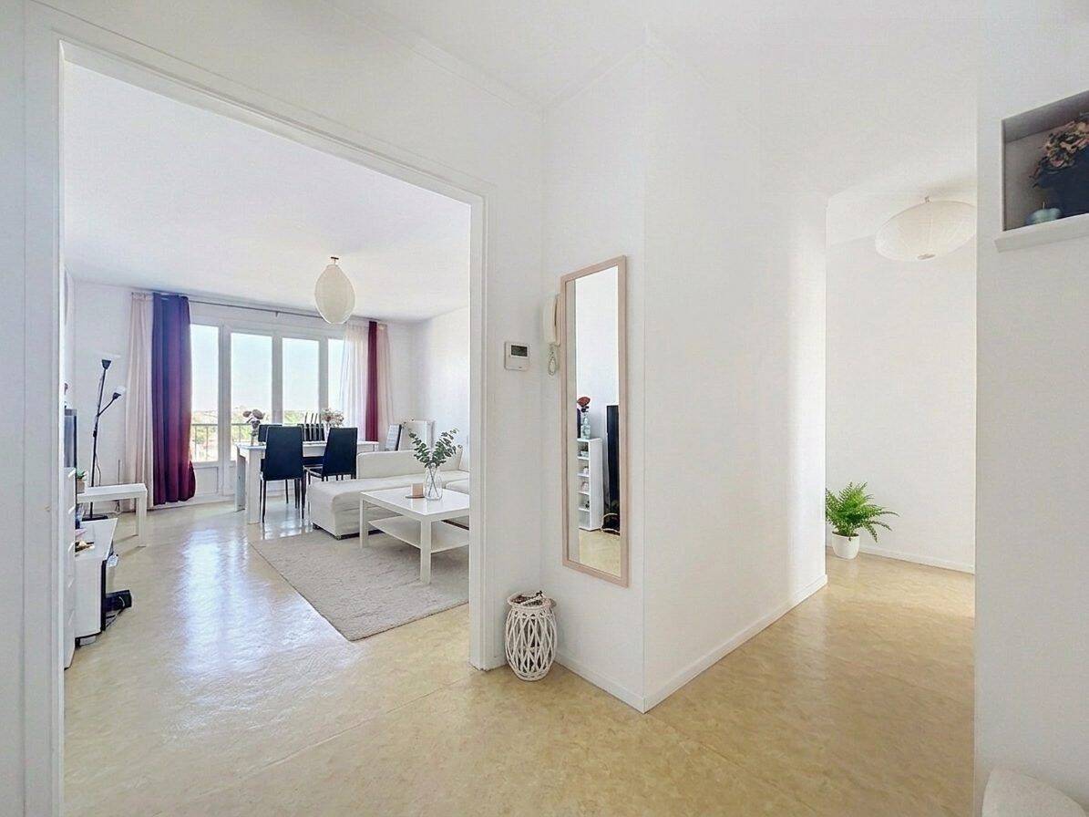 Appartement 3 pièces 69 m² · à Reims · 69,4 m² · 136 000 €