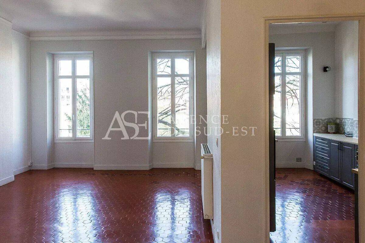 Appartement 3 pièces 89 m² · à Aix-en-Provence · 89,2 m² · 1 555 €/mois