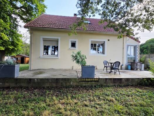 Maison à vendre 290 000 € 6 pièces 4 chambres 141 m² 1 348 m² de terrain Laigneville 60290