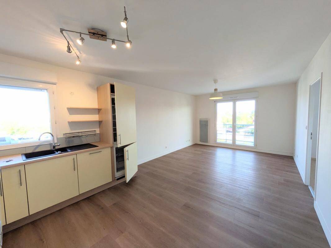 Appartement 3 pièces 62 m² · à Fleury-les-Aubrais · 62 m² · 821 €/mois