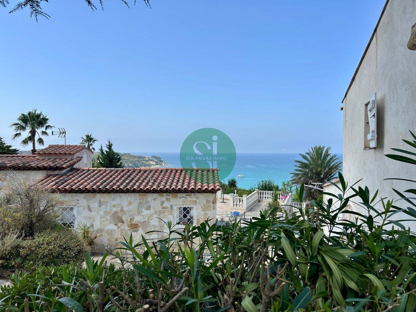 Appartement 2 pièces 34 m² · à Sanary-sur-Mer · 33,5 m² · 1 035 €