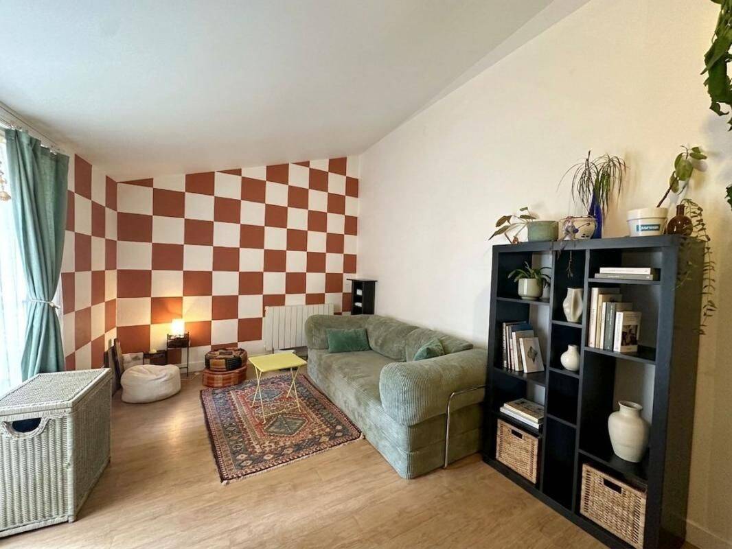 3 pièces 62 m² · à Bordeaux · 62,3 m² · 952 €/mois