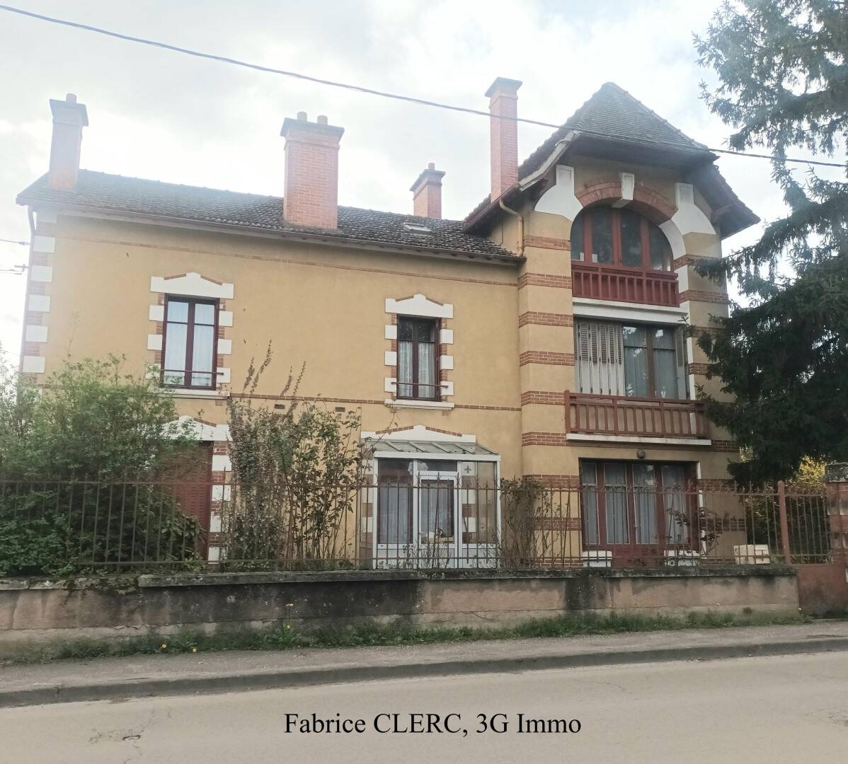 Maison 14 pièces 290 m² · à Auxerre · 290 m² · 325 000 €