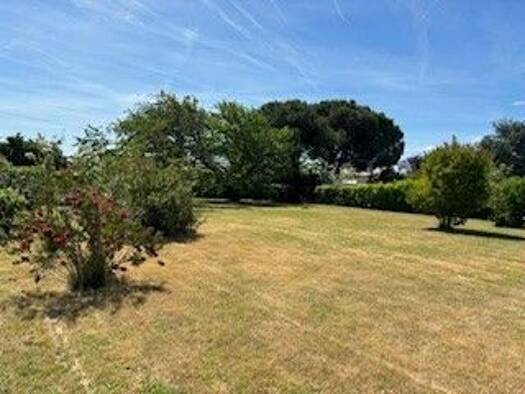 Terrain constructible viabilisé à vendre 57 000 € 570 m² de terrain Lafitte-Vigordane 31390