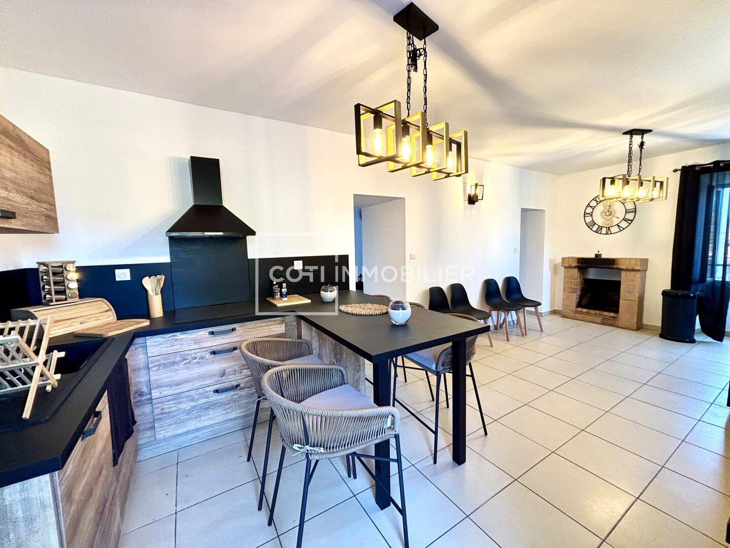 Appartement 3 pièces 90 m² · à Petreto-Bicchisano · 90 m² · 750 €