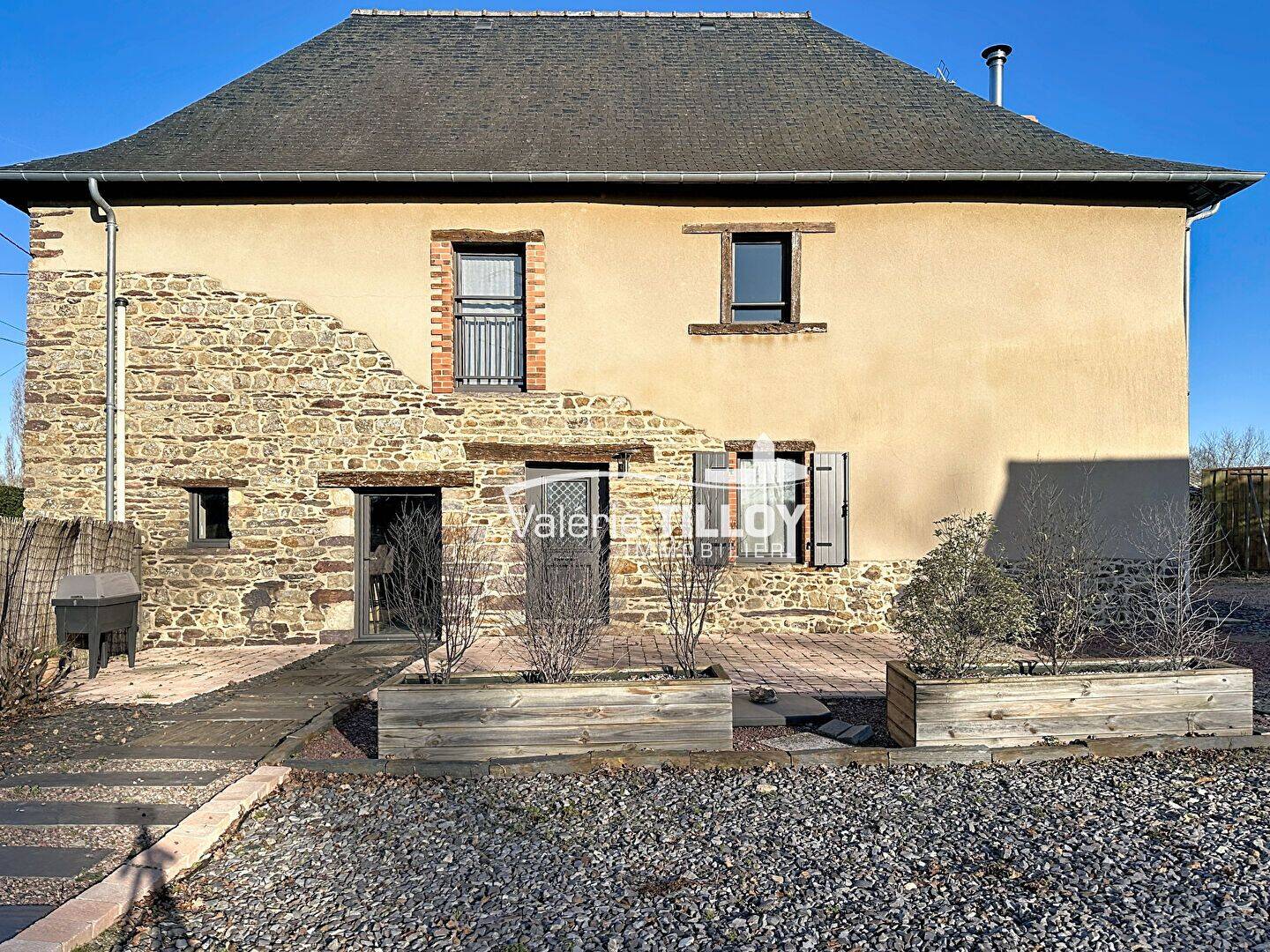 Maison 6 pièces 131 m² · à Orgères · 131 m² · 359 973 €