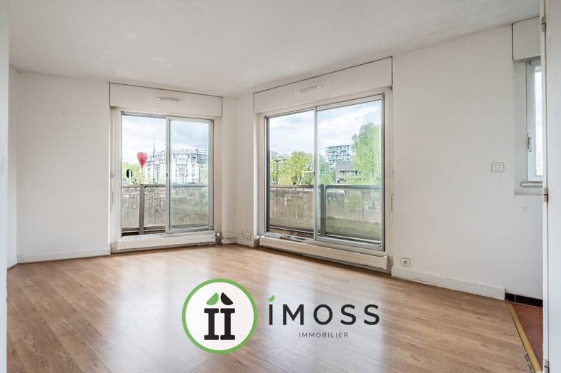 Appartement à vendre 164 900 € 1 pièce 21 m² Étage 1/8 Clignancourt-Jules Joffrin Paris 18ème 75018
