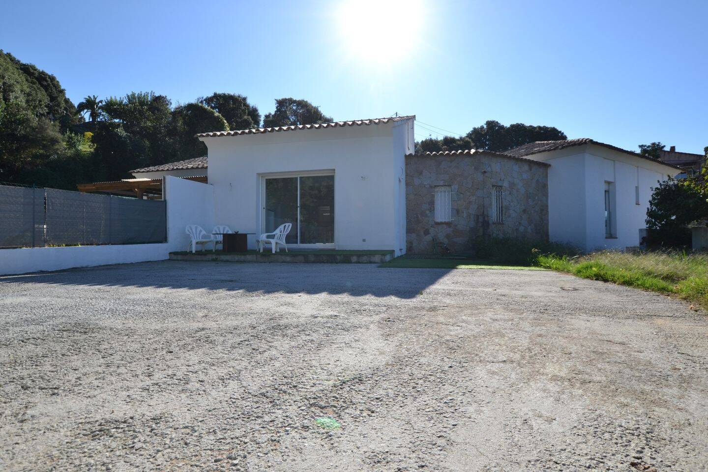 Appartement 3 pièces 80 m² · à Eccica-Suarella · 80 m² · 980 €
