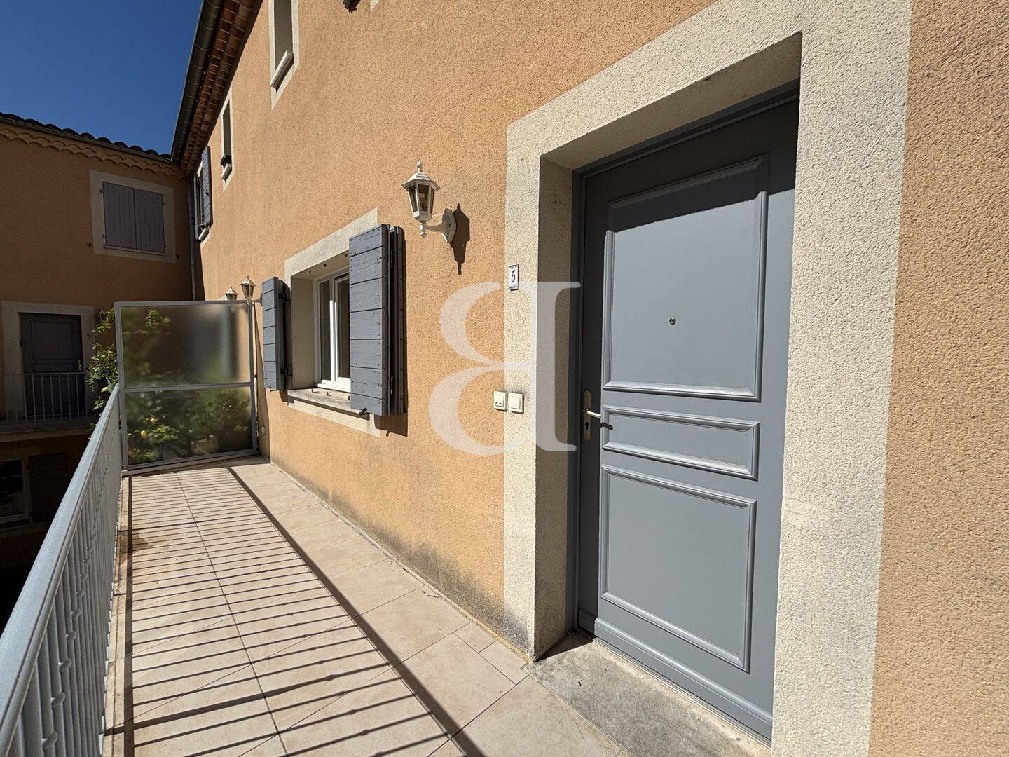 Appartement 2 pièces 56 m² · à Vaison-la-Romaine · 55,5 m² · 149 000 €