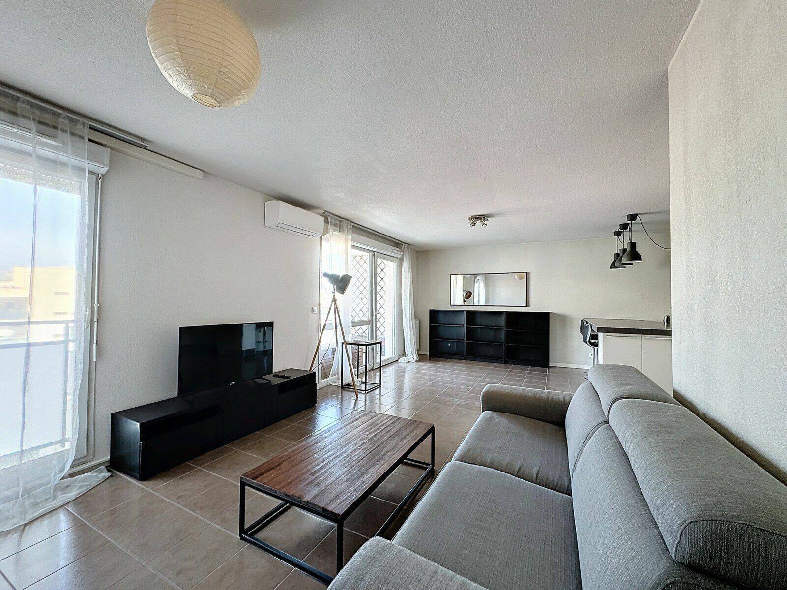 Appartement 2 pièces 62 m² · à Antibes · 62 m² · 1 020 €