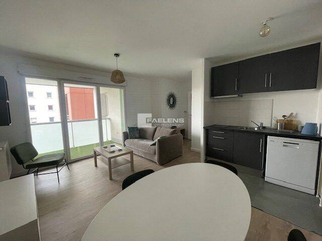 Appartement 2 pièces 45 m² · à Saint-André-lez-Lille · 45 m² · 880 €