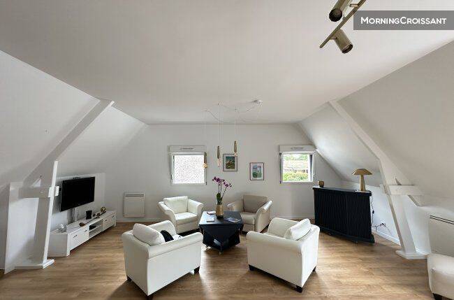 Appartement 3 pièces 90 m² · à Saint-André-des-Eaux · 90 m² · 2 300 €