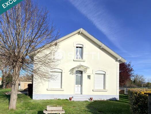 Maison à vendre 240 000 € 4 pièces 2 chambres 91 m² 1 400 m² de terrain Zone Urbaine Chasseneuil-du-Poitou 86360