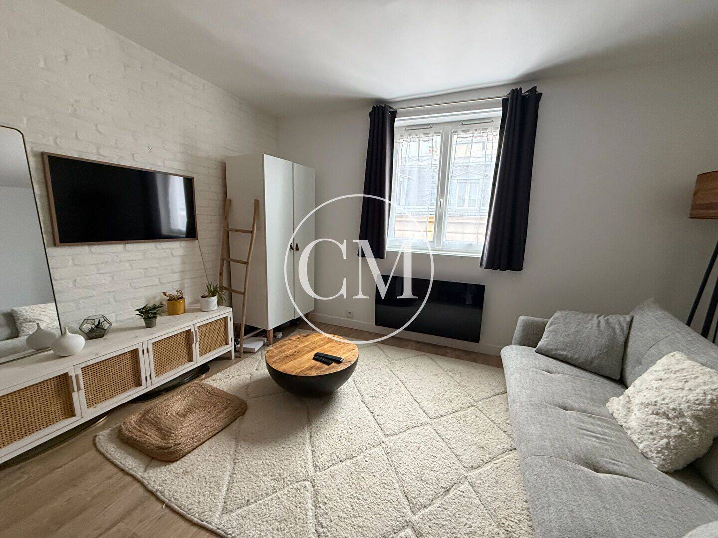 Appartement 1 pièce 23 m² · à Versailles · 23 m² · 995 €