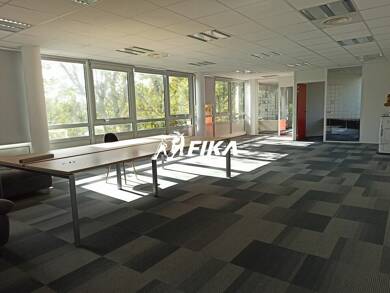 Espace bureau à louer 9 123 € 817 m² de bureaux divisible de 77 m² à 77 m² Labege 31670