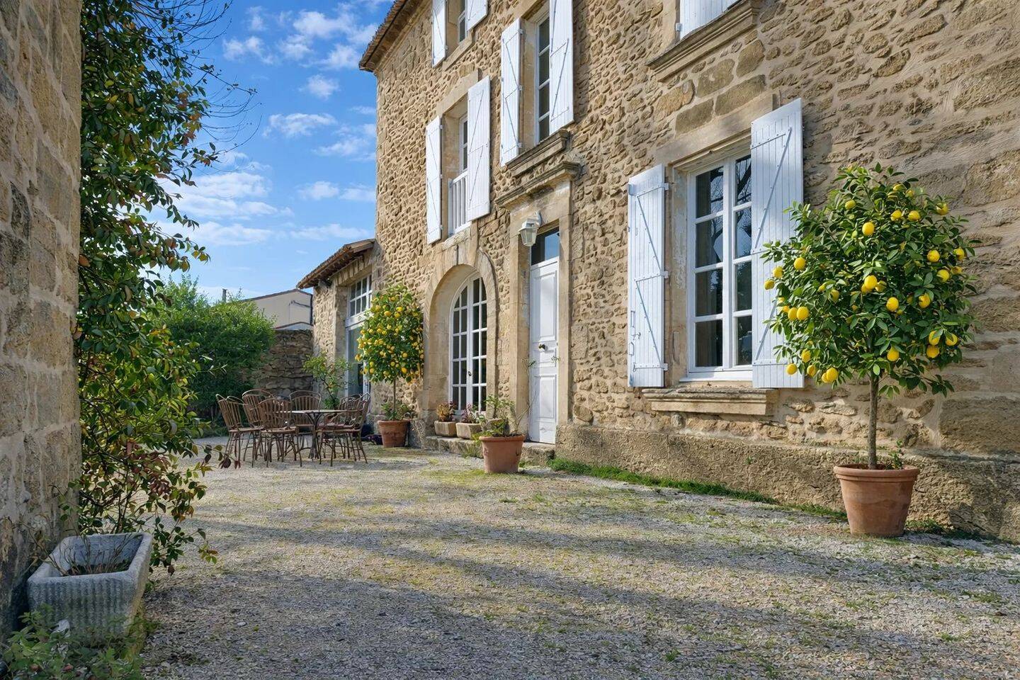 Maison 8 pièces 350 m² · à Saint-Rémy-de-Provence · 350 m² · 1 240 000 €