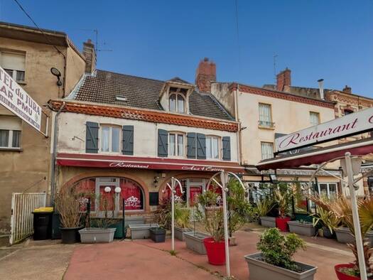 Immeuble à vendre 155 000 € 135 m² Louhans Louhans 71500