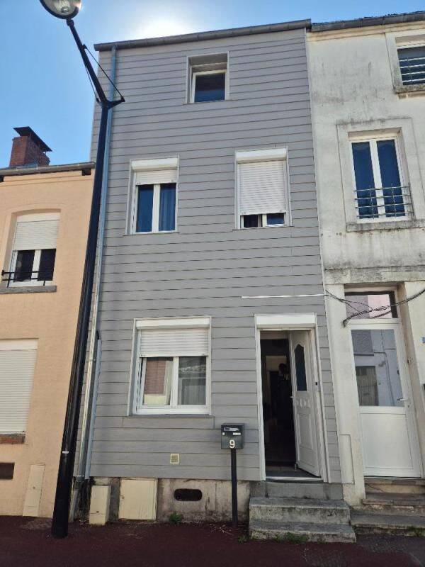 Maison 4 pièces 87 m² · à Hautmont · 87 m² · 650 €