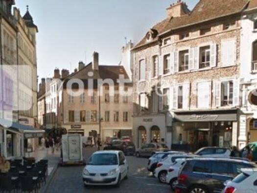Local commercial à louer 6 050 € 309 m² de surface de vente Saint Jacques Beaune 21200
