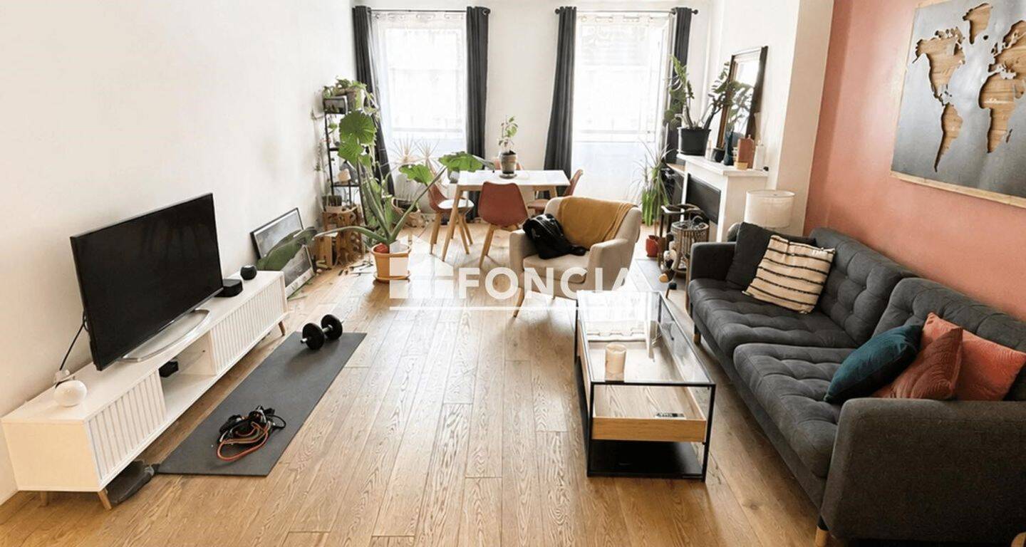 Appartement 3 pièces 77 m² · à Marseille 1er Arrondissement · 77 m² · 229 000 €