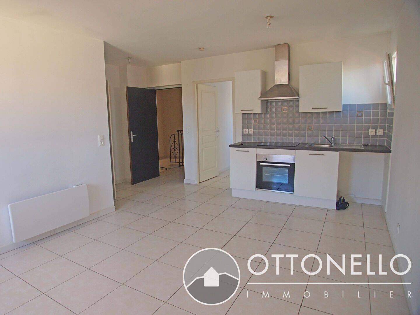 Appartement 2 pièces 54 m² · à Roquebrune-sur-Argens · 54,1 m² · 653 €/mois