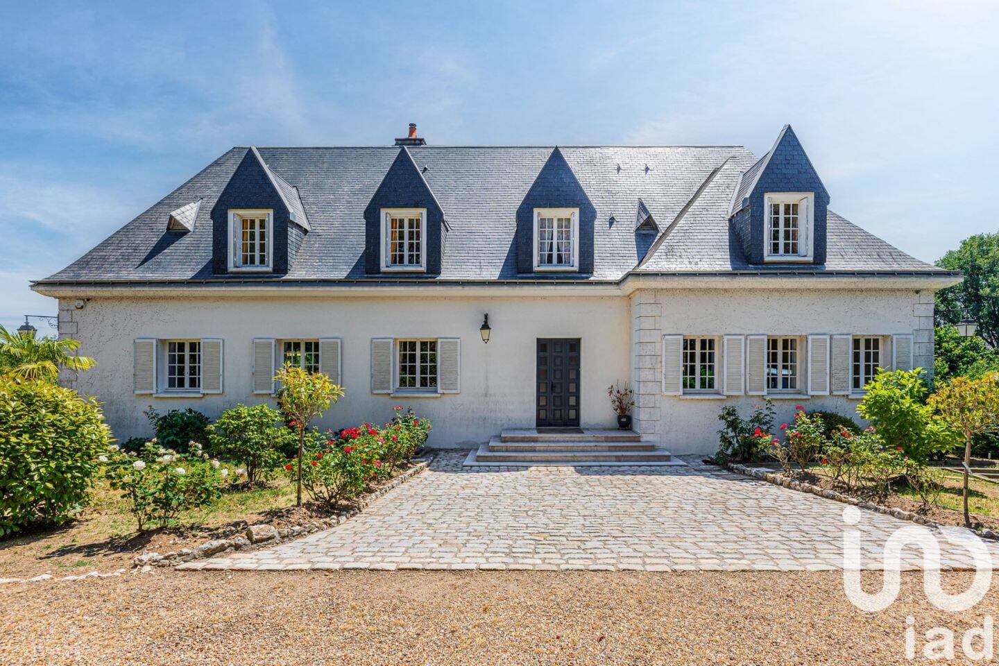 Maison 10 pièces 285 m² · à Saint-Cyr-sur-Loire · 285 m² · 1 032 000 €