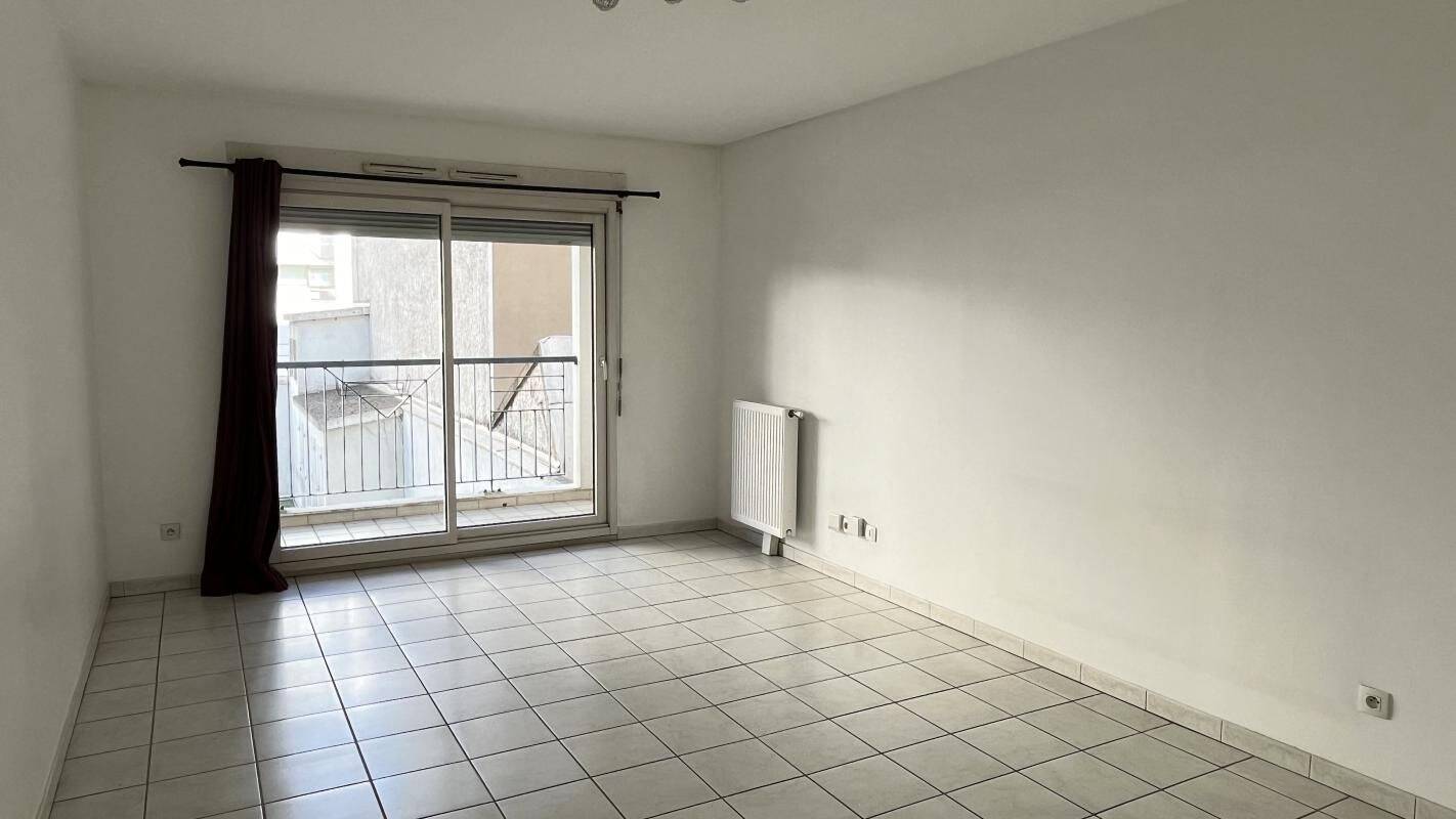 Appartement 3 pièces 75 m² · à Lyon 7ème Arrondissement · 75 m² · 1 164 €