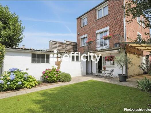 Immeuble à vendre 160 000 € 106 m² Zone Artisanale-Cité de Croix Hénin-Beaumont 62110