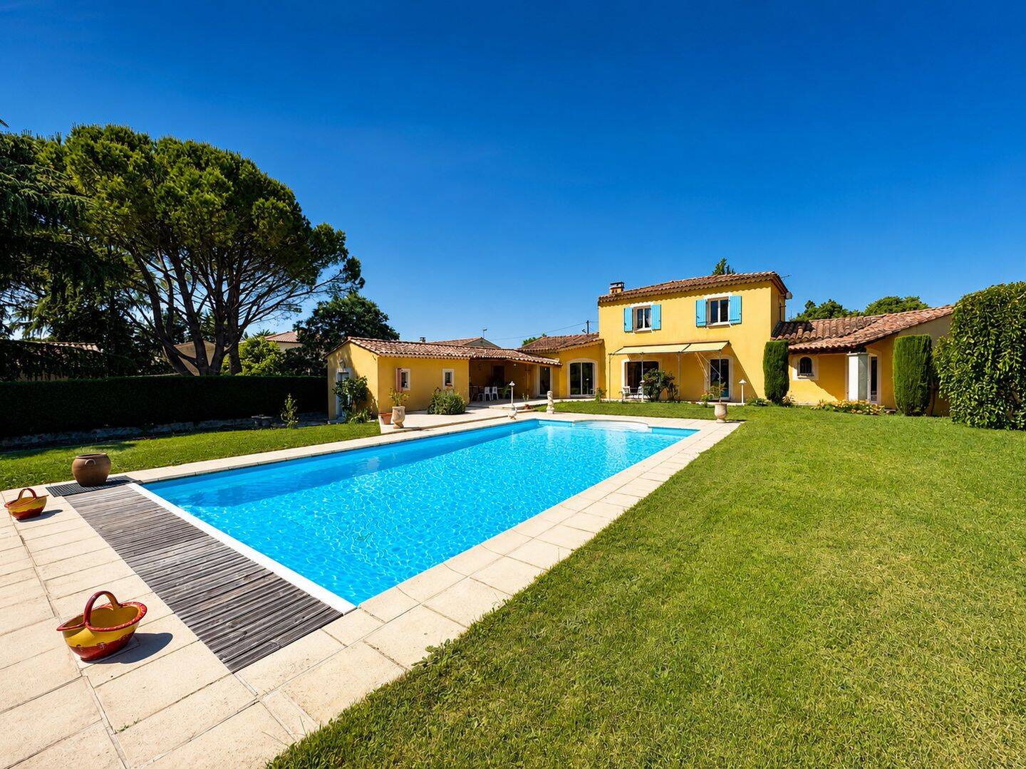 Maison 10 pièces 167 m² · à Valréas · 167 m² · 440 000 €