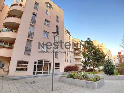 Appartement à vendre 225 000 € 2 pièces 1 chambre 48,3 m² Étage 2/5 Ancien Centre Ville Ermont 95120