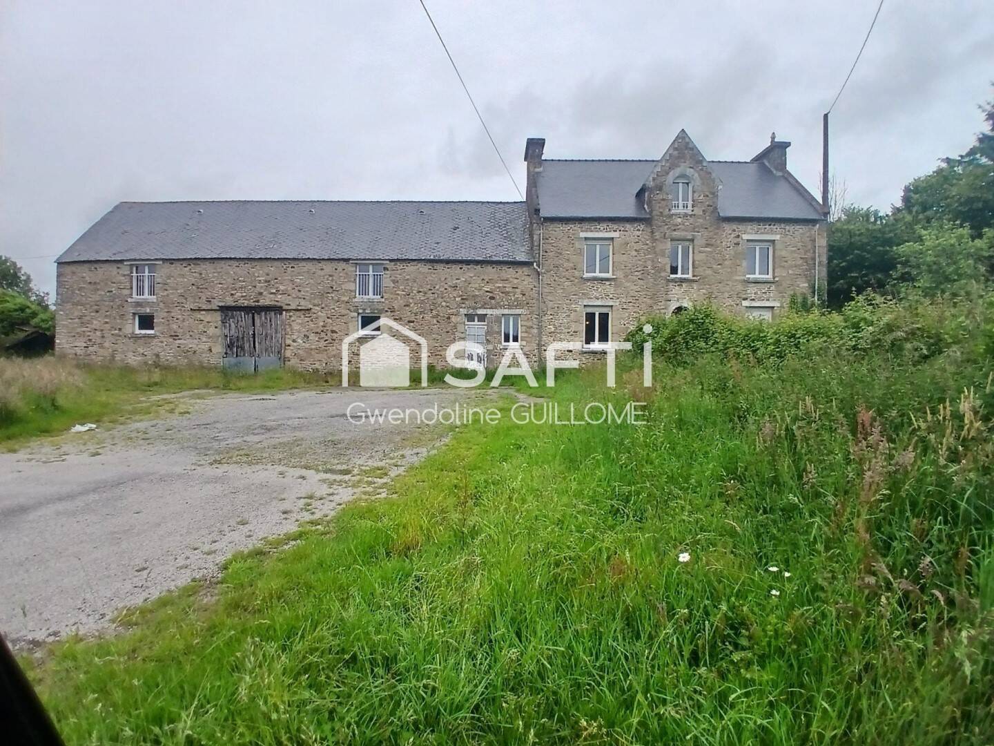 Maison 5 pièces 376 m² · à Plumergat · 376 m² · 444 125 €
