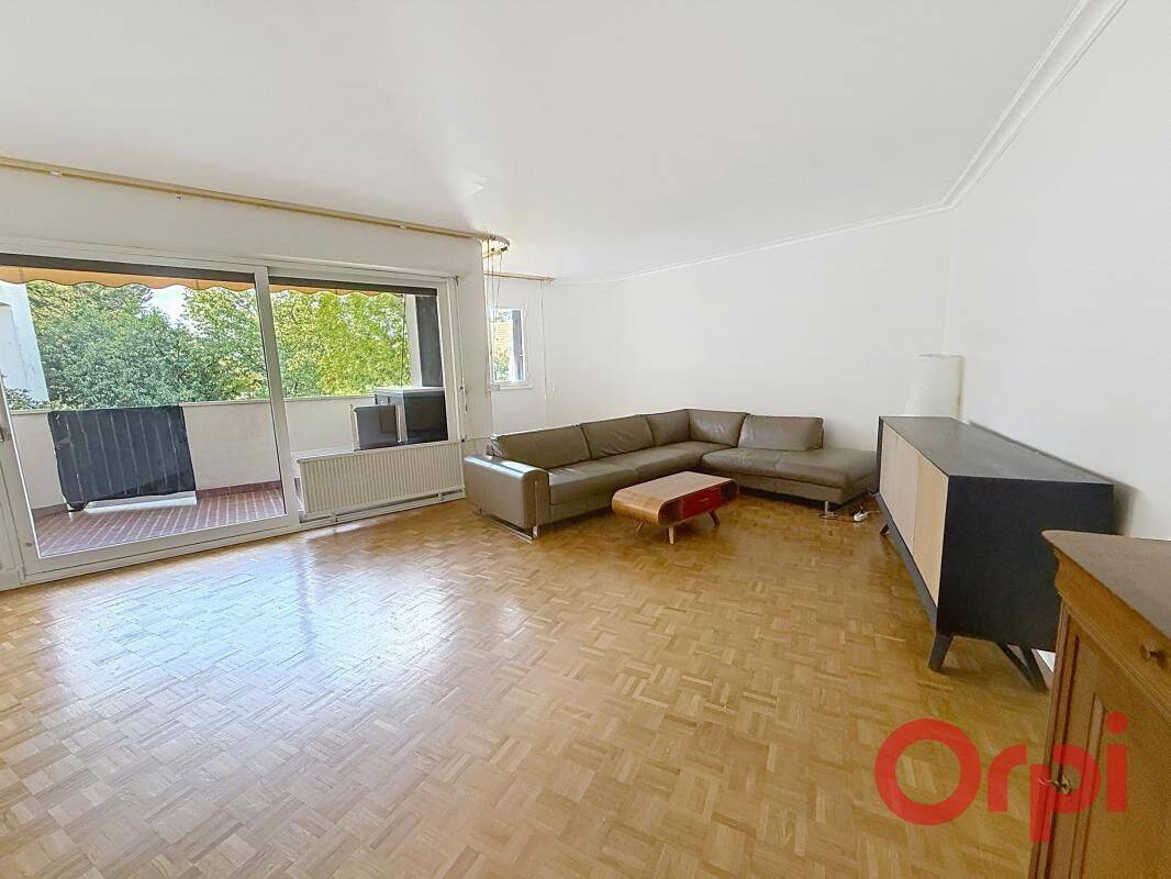 Appartement 4 pièces 115 m² · à Châtenay-Malabry · 114,8 m² · 2 200 €/mois