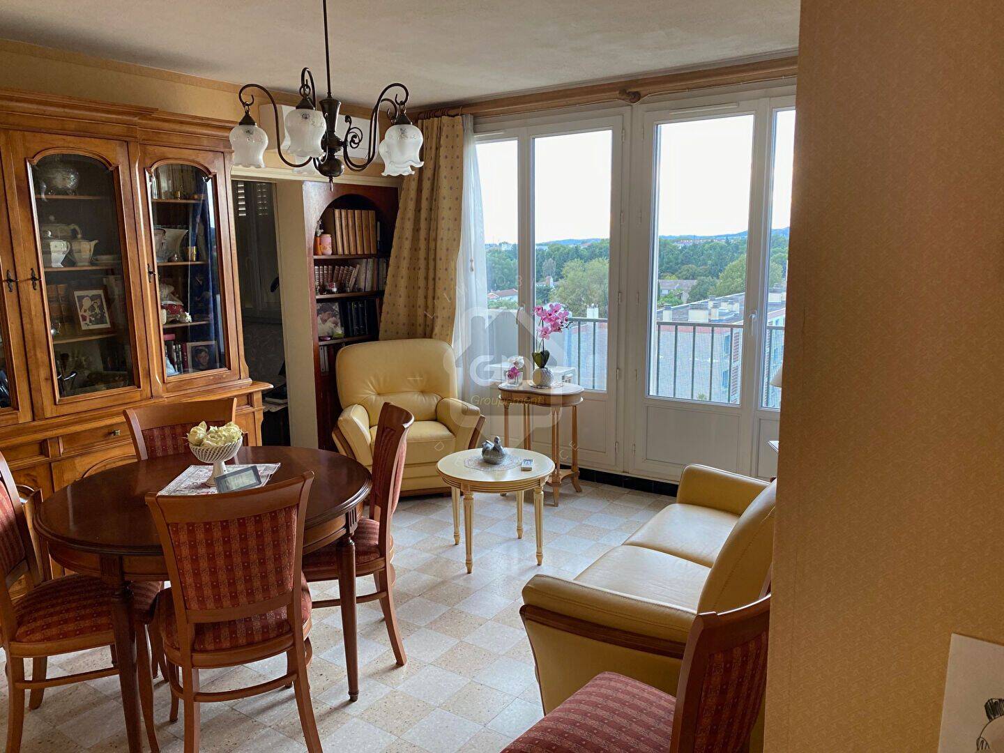Appartement 3 pièces 68 m² · à Avignon · 67,5 m² · 89 000 €