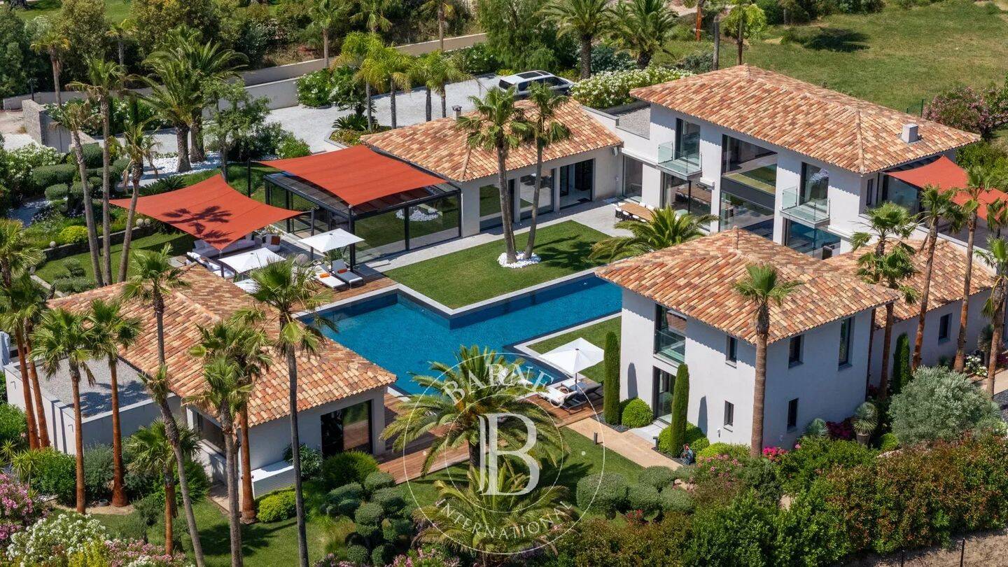 Maison 12 pièces 500 m² · à Saint-Tropez · 500 m² · 17 000 000 €