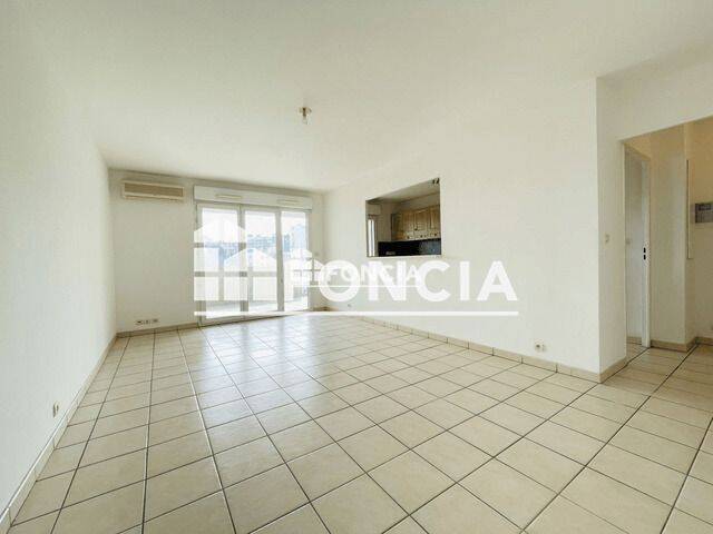Appartement 3 pièces 63 m² · à Toulon · 63,2 m² · 897 €