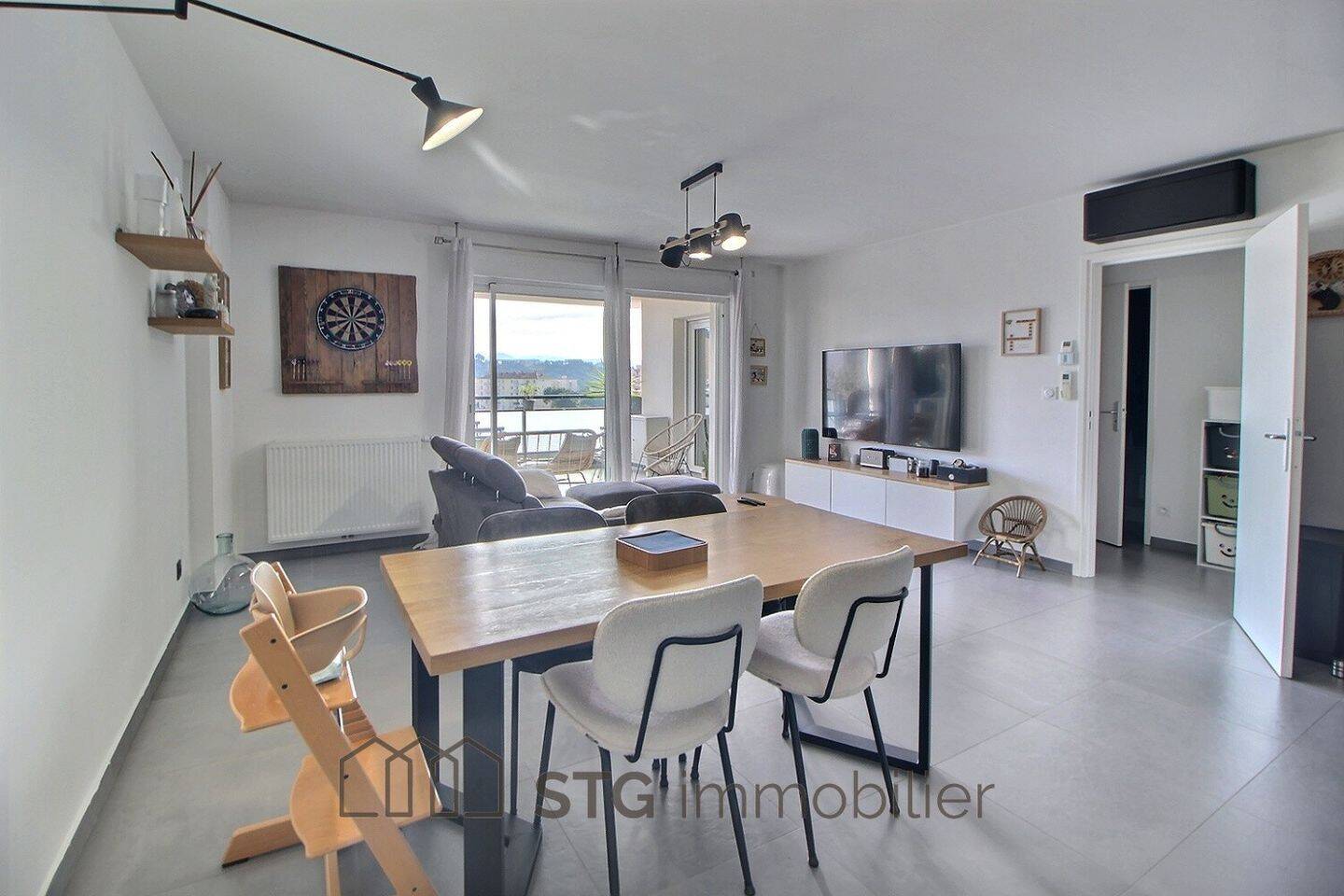 Appartement 3 pièces 73 m² · à Ajaccio · 72,8 m² · 270 000 €