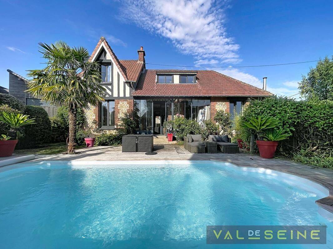 Maison 7 pièces 165 m² · à Bonsecours · 164,9 m² · 555 000 €