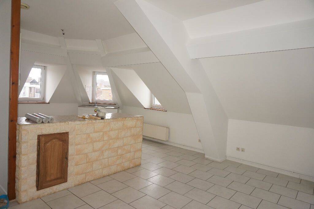 Appartement 2 pièces 42 m² · à Calais · 42 m² · 499 €