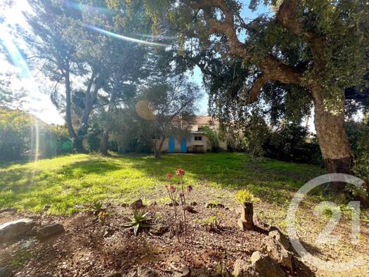 Maison à vendre 899 600 € 7 pièces 5 chambres 175 m² 800 m² de terrain La Londe-les-Maures 83250